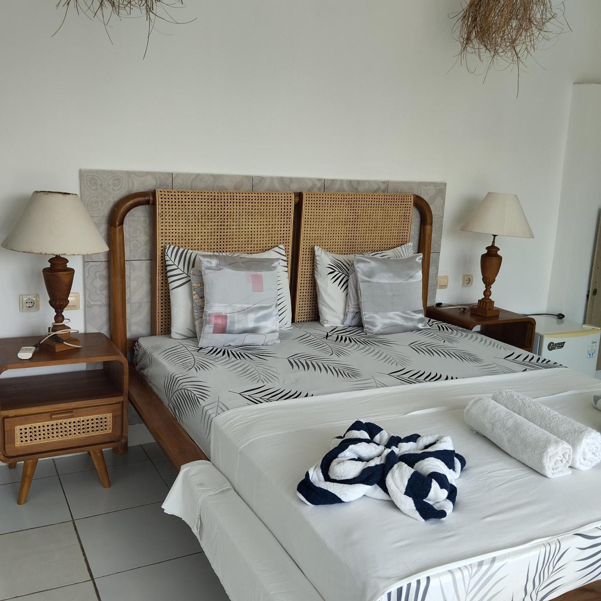 Palm Trees Villas Gili Air Bagian luar foto
