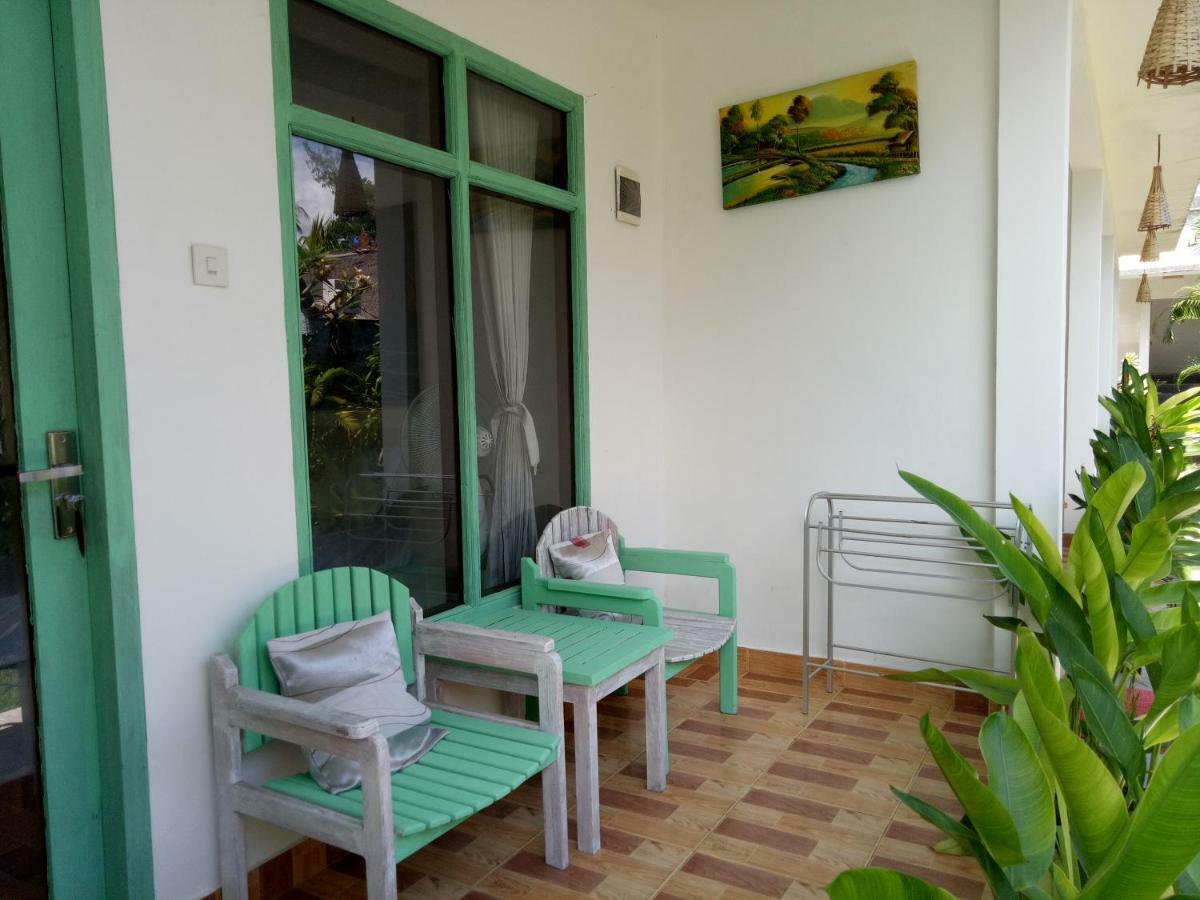 Palm Trees Villas Gili Air Bagian luar foto